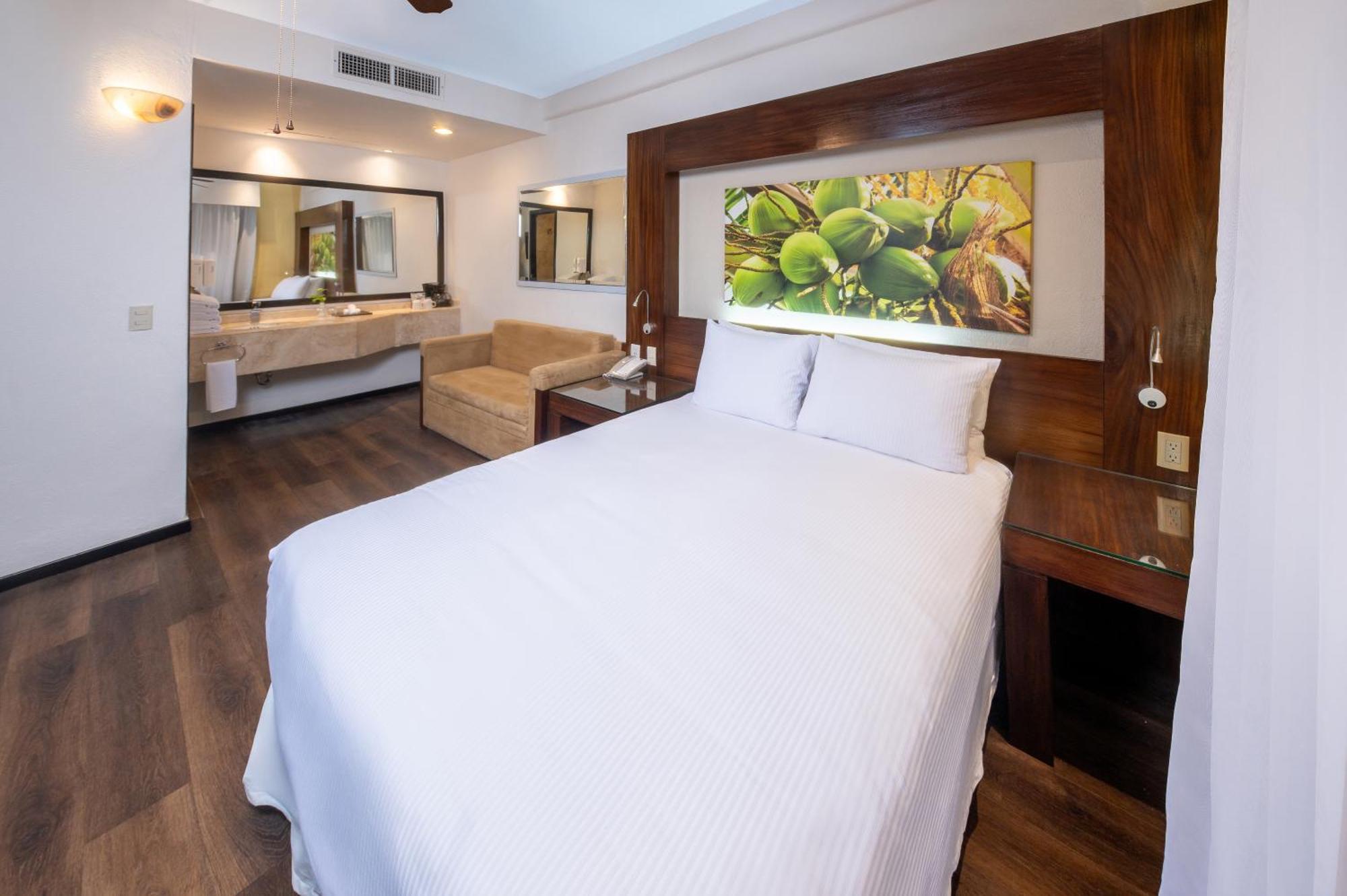 Standard Resort View Queen Bed